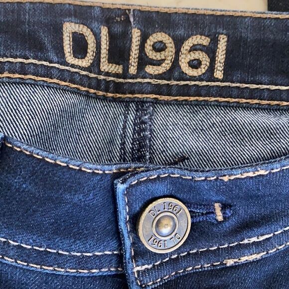 DL1961 Kate Slim Straight Leg Dark Denim Jeans - Picture 14 of 16